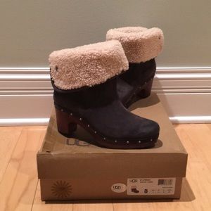 New Women’s ugg boots grey suede sz 8